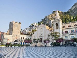 Cancellato il Festival del Cinema di Taormina Cancellato il Festival del Cinema di Taormina