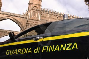 Palermo, scoperta frode dei pallets: sequestrati beni a 4 aziende Palermo, scoperta frode dei pallets: sequestrati beni a 4 aziende