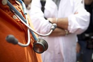 Corte Ue: Italia risarcisca medici specializzandi non pagati Corte Ue: Italia risarcisca medici specializzandi non pagati