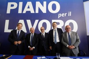 Le Regioni del Mezzogiorno siglano un patto per il lavoro pubblico Le Regioni del Mezzogiorno siglano un patto per il lavoro pubblico