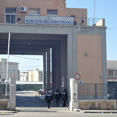 Palermo, chiuso il mercato ortofrutticolo per problemi igenici