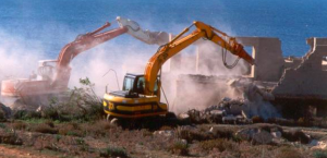 Lampedusa, l’appello di Legambiente: “Inizino subito le demolizioni” Lampedusa, l’appello di Legambiente: “Inizino subito le demolizioni”