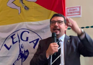 Palermo, Lega lancia raccolta firme per cacciare Orlando Palermo, Lega lancia raccolta firme per cacciare Orlando