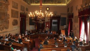 Palermo, indagati consiglieri assunti per rimborso stipendio Palermo, indagati consiglieri assunti per rimborso stipendio