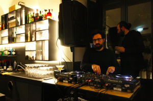 Due serate fra musica, arte e degustazioni alla vineria letteraria di Tasca d’Almerita Due serate fra musica, arte e degustazioni alla vineria letteraria di Tasca d’Almerita