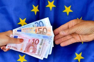 Fondi Ue, Sicilia promossa su spesa sociale, agricoltura e pesca Fondi Ue, Sicilia promossa su spesa sociale, agricoltura e pesca