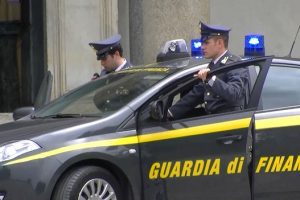 bancarotta Scommesse on line bancarotta fraudolenta fatture false reddito di cittadinanxza