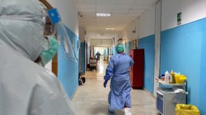 Covid, in Sicilia virus non arretra: 1.110 nuovi casi, 500 solo a Palermo La Rocca Covid