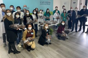Messina, imprenditore dona 500 colombe pasquali al personale sanitario colombe pasquali