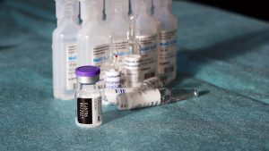 Vaccini, a 35 giorni dalla prima dose -95% decessi, -90% ricoveri vaccini